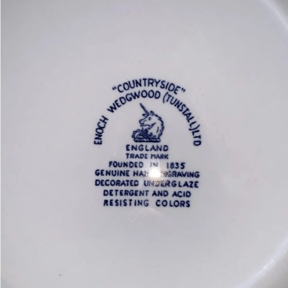 Wedgwood Countryside Blue White Porcelain Dinner Plate 9 7/8” Vintage England